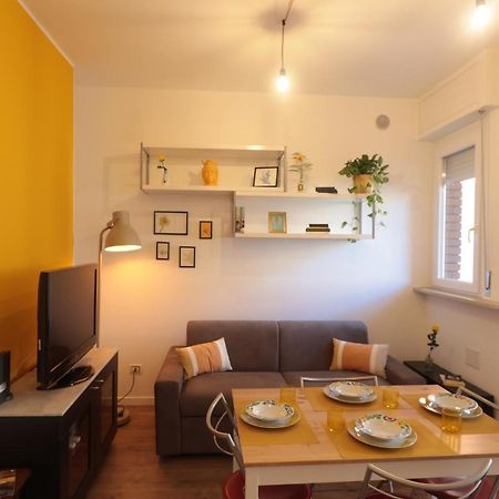 Il Petalo Giallo เวโรนา ภายนอก รูปภาพ